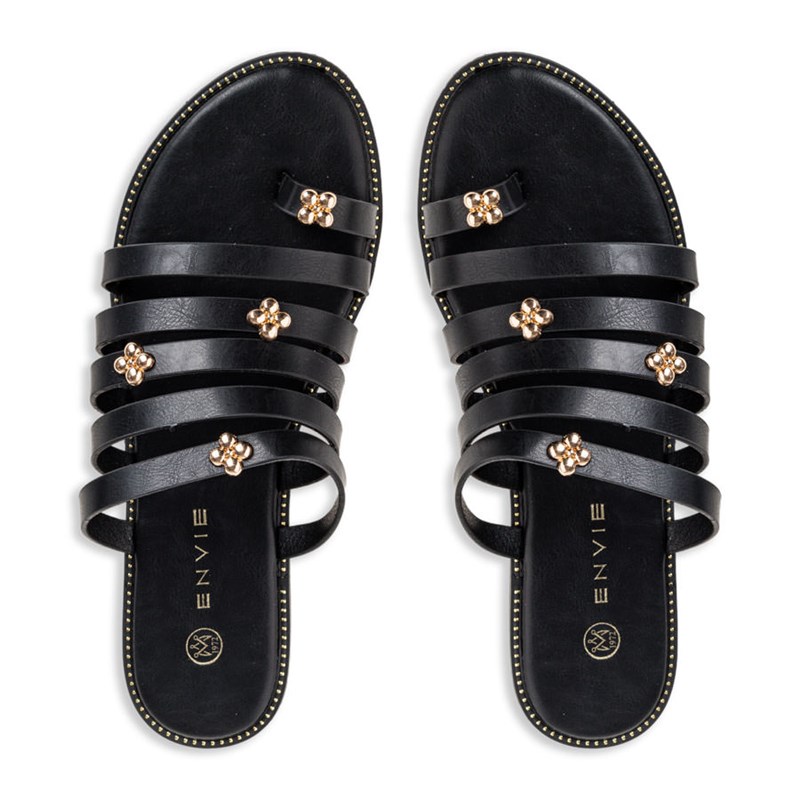 A Summer’s Dream: H ονειρική καμπάνια της ENVIE SHOES για τη συλλογή Άνοιξη- Καλοκαίρι 2023 - εικόνα 7