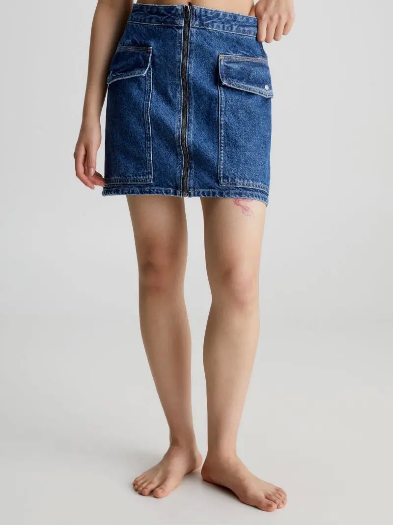 10 denim μίνι φούστες για να βάλεις το απόλυτο summer item στη ντουλάπα σου - εικόνα 3