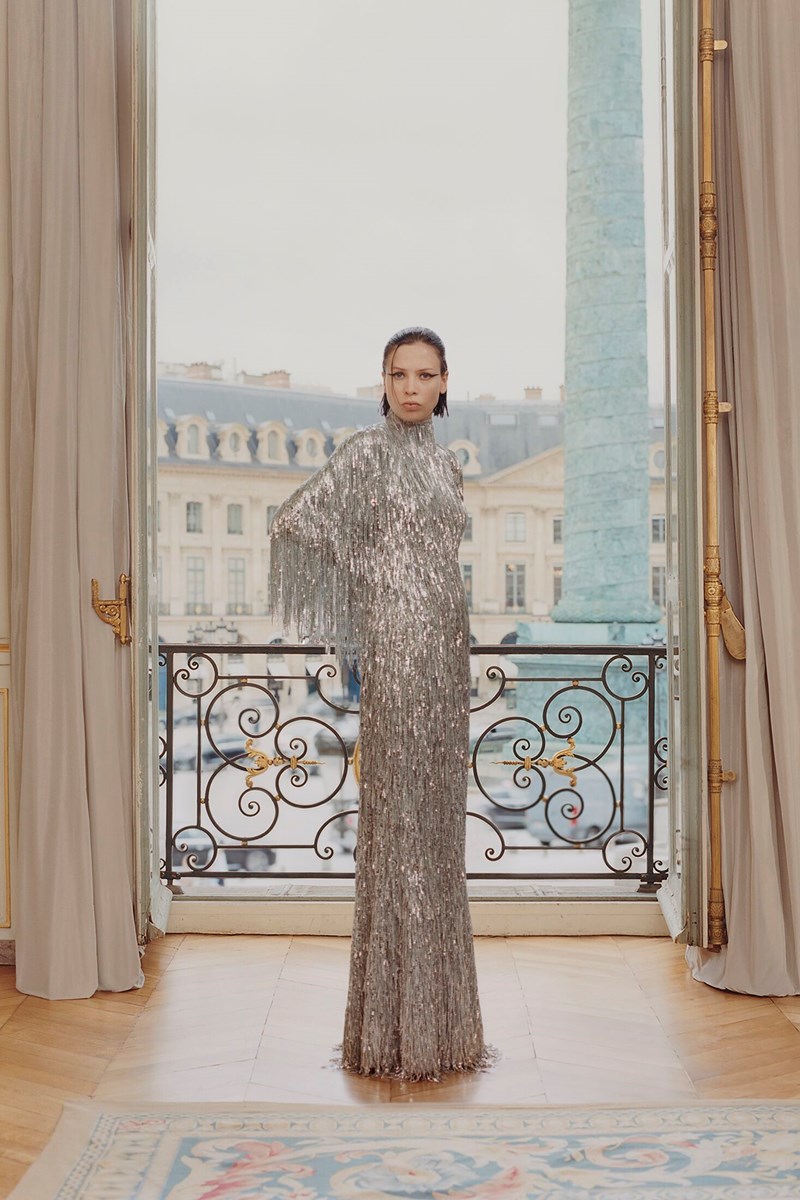 Balenciaga Spring 2024: «Το έχει» ακόμα ο Demna; - εικόνα 9