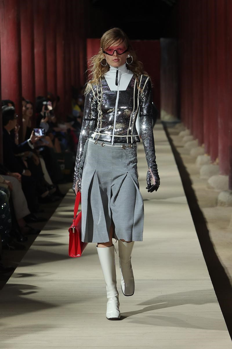 Gucci is alive! Η Cruise Collection 2024 ήταν ακριβώς αυτό που θέλαμε να δούμε από τον οίκο μέχρι την άφιξη του Sabato De Sarno - εικόνα 17