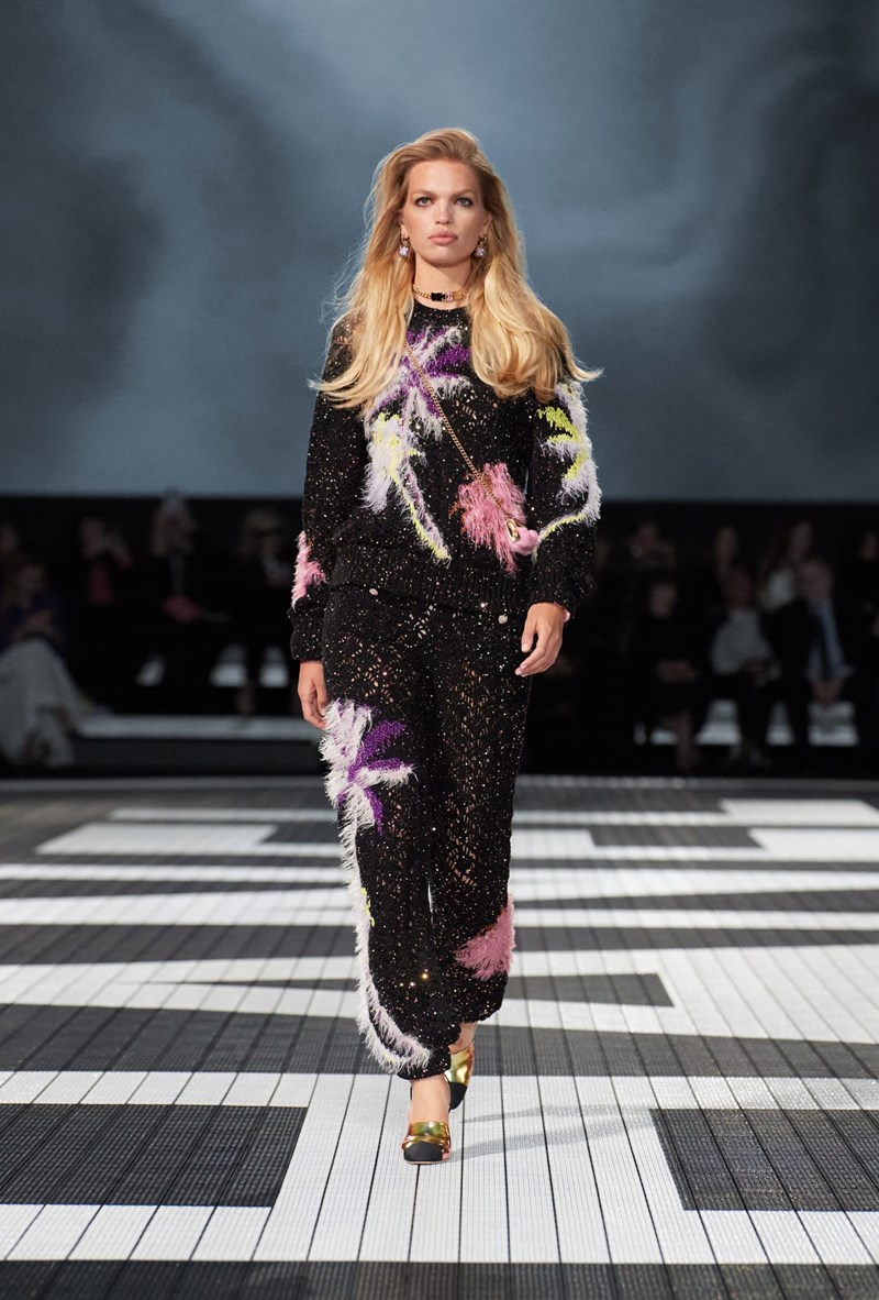 Τα looks της συλλογής Chanel Cruise 2023/ 24 που ξεχωρίσαμε - εικόνα 2