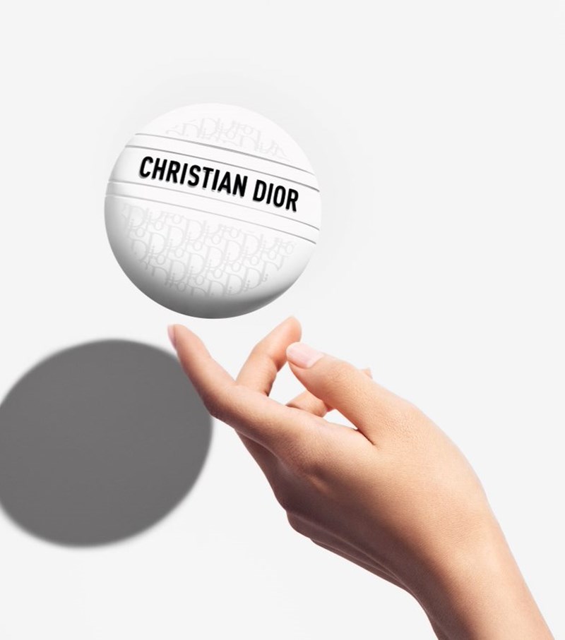 Le Baume by Dior: Το unisex πολυχρηστικό προϊόν ομορφιάς που είναι απαραίτητο στην καθημερινότητά μας - εικόνα 1