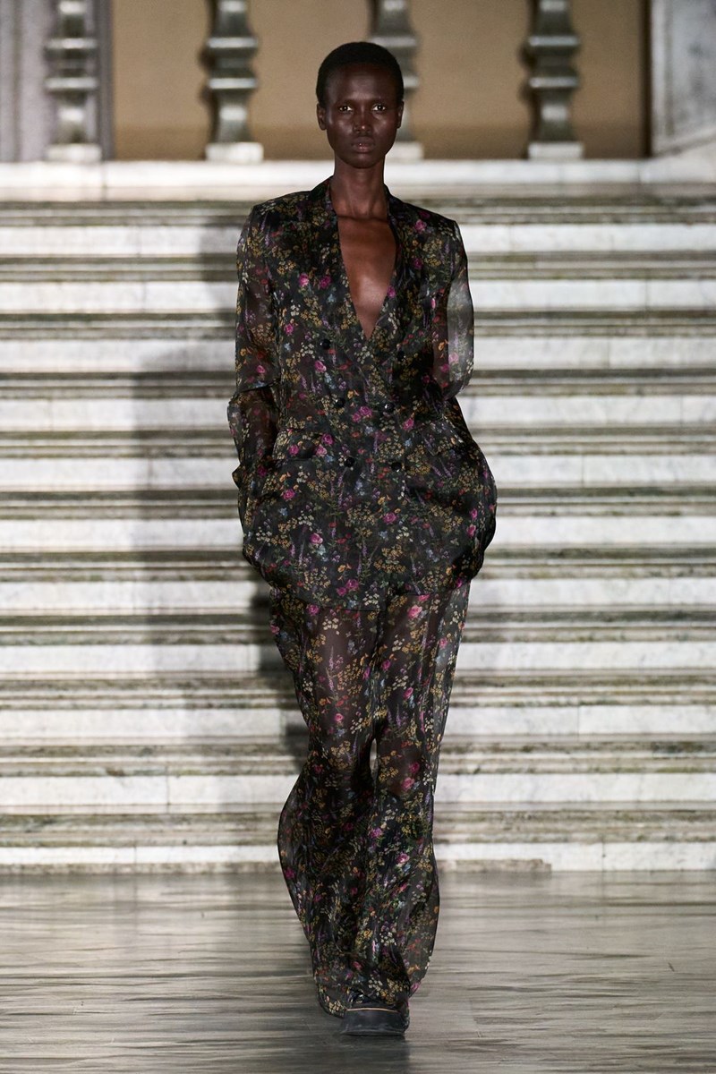 max_mara_resort24_elle_gr