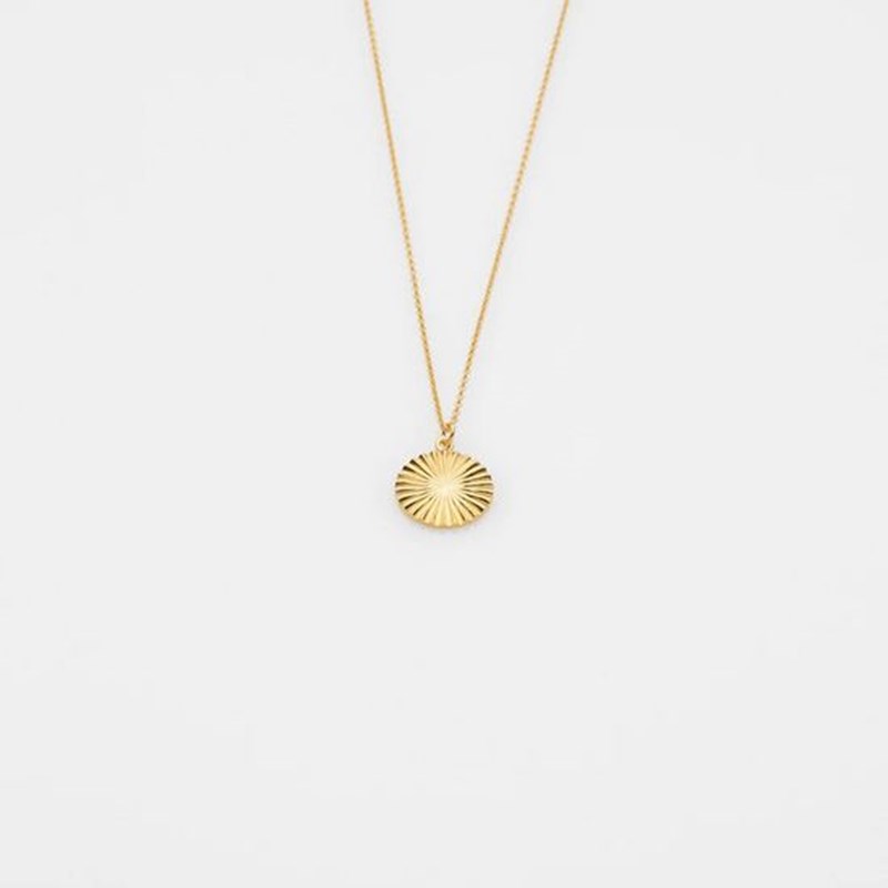 kolie_ellinika_brands_elle_gr
