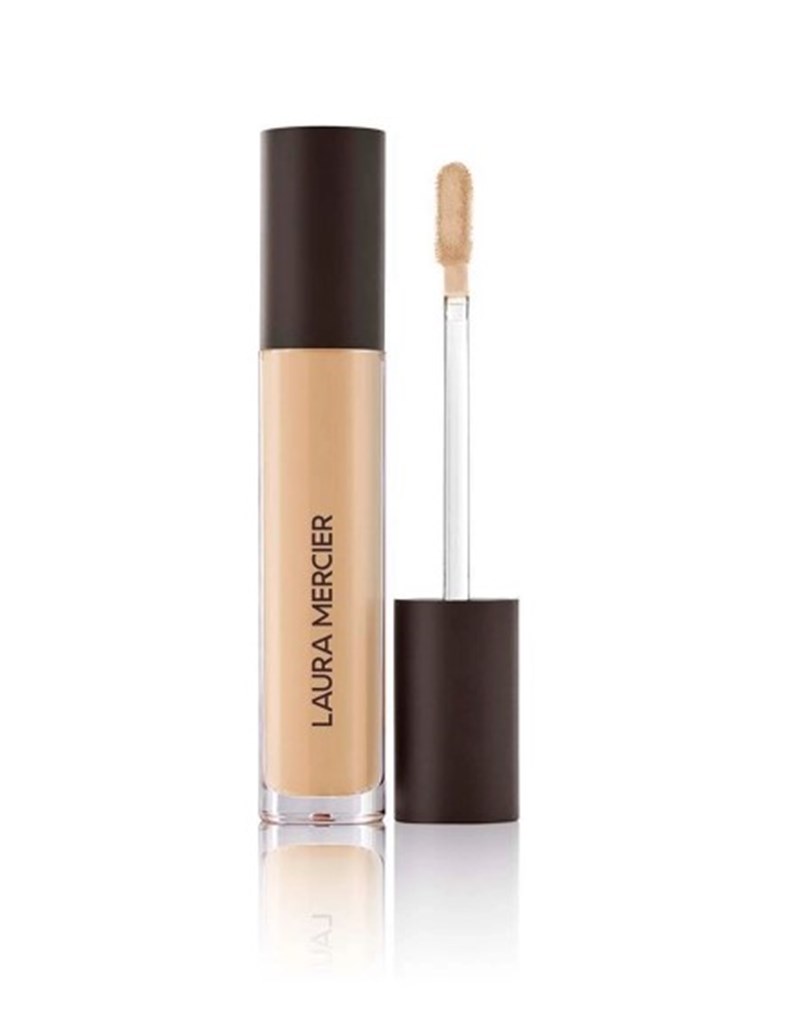 5 concealers που δεν «εγκλωβίζονται» στις λεπτές γραμμές και χαρίζουν κάλυψη - εικόνα 2