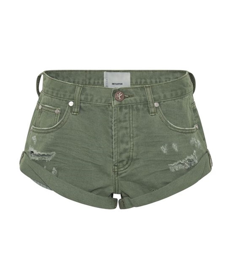 Military style: Τα fashion approved κομμάτια που πρέπει να εντάξεις στα καθημερινά λουκ σου - εικόνα 17