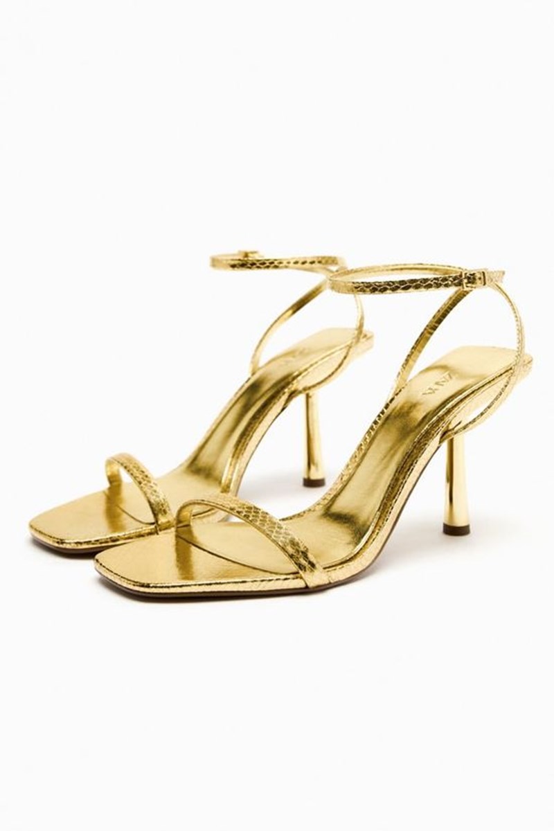 Με αυτά τα πέδιλα θα είσαι η πιο stylish καλεσμένη σε γάμο - εικόνα 2