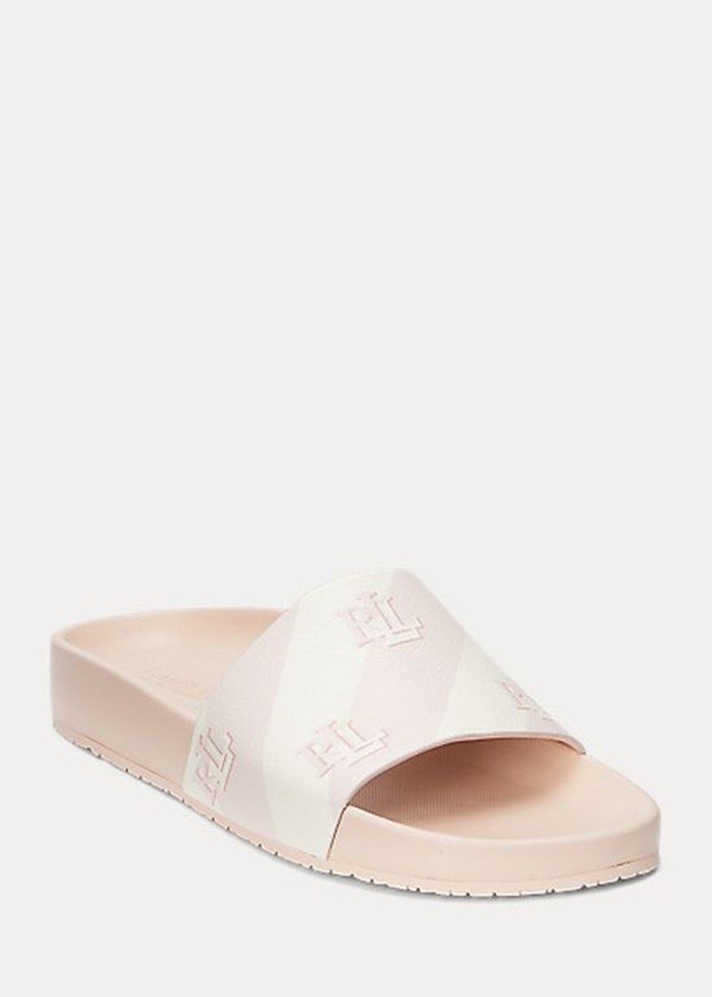 Οι stylish σαγιονάρες και τα ιδιαίτερα slides που δεν θα χορταίνεις να φοράς στην παραλία - εικόνα 3