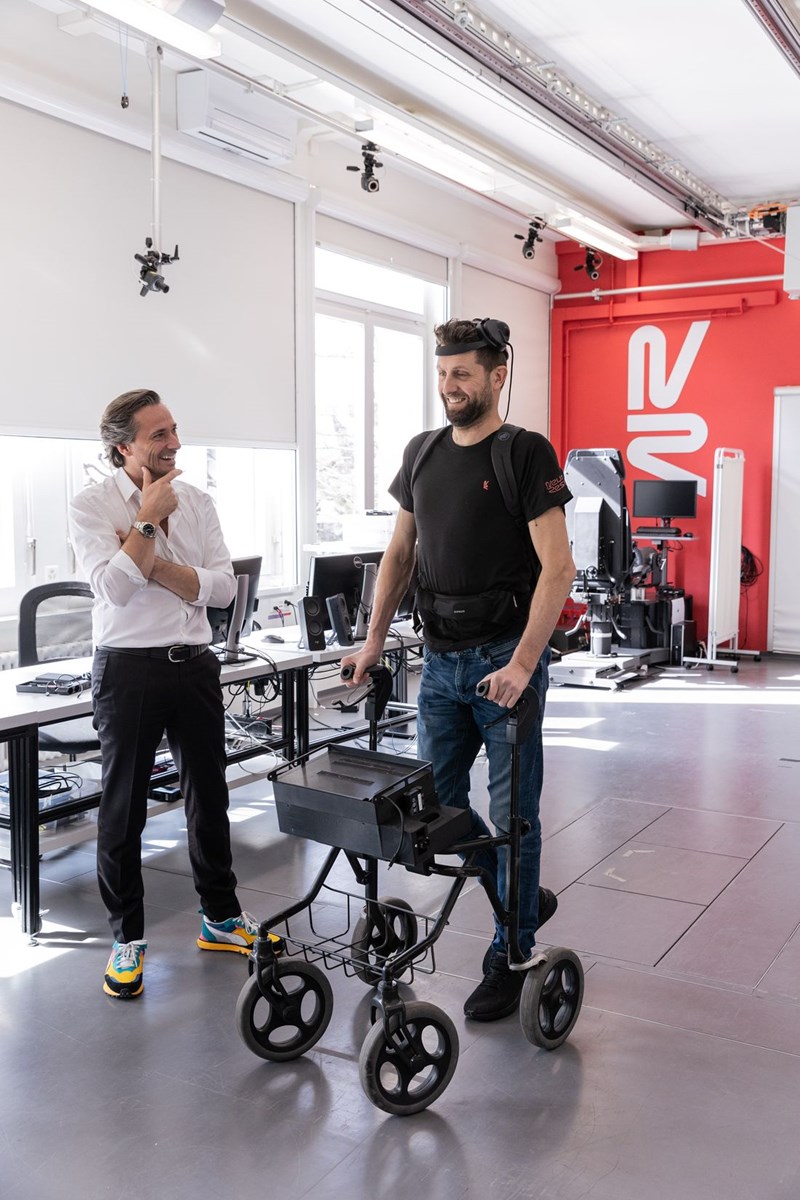 Ο Grégoire Courtine βοηθάει τα άτομα με παράλυση να περπατήσουν ξανά - εικόνα 3