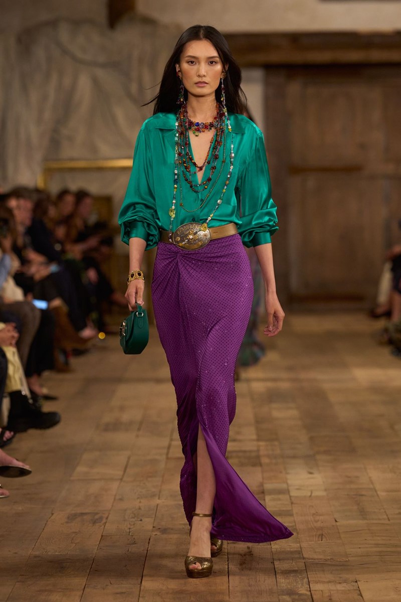 Ralph Lauren Spring 2024: Η αποθέωση του denim και η glam πλευρά της αυθεντικής αμερικανικής μόδας - εικόνα 27