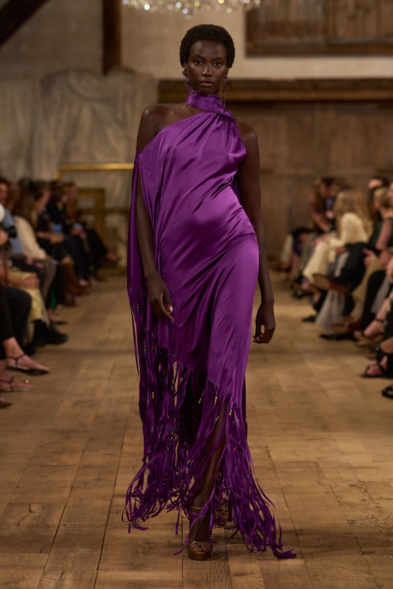 Ralph Lauren Spring 2024: Η αποθέωση του denim και η glam πλευρά της αυθεντικής αμερικανικής μόδας - εικόνα 31