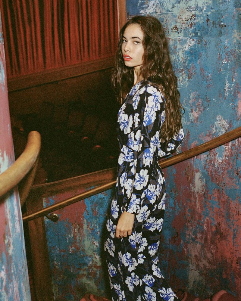 Diane Von Furstenberg Fall '23: Η νέα συλλογή εμπνέεται από τη γοητεία του Film Noir - εικόνα 4