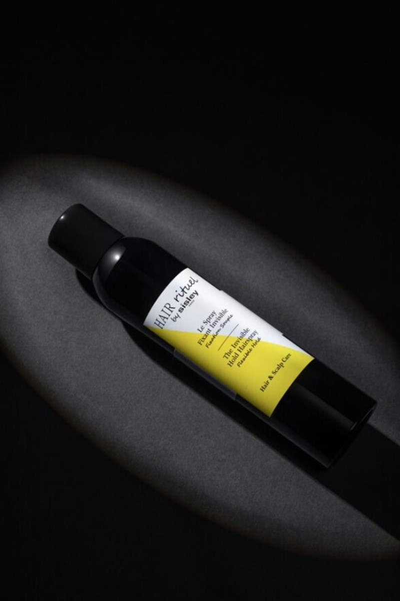 https://elle.gr/omorfia/i-haircare-routina-gia-na-poume-antio-sta-xira-mallia/