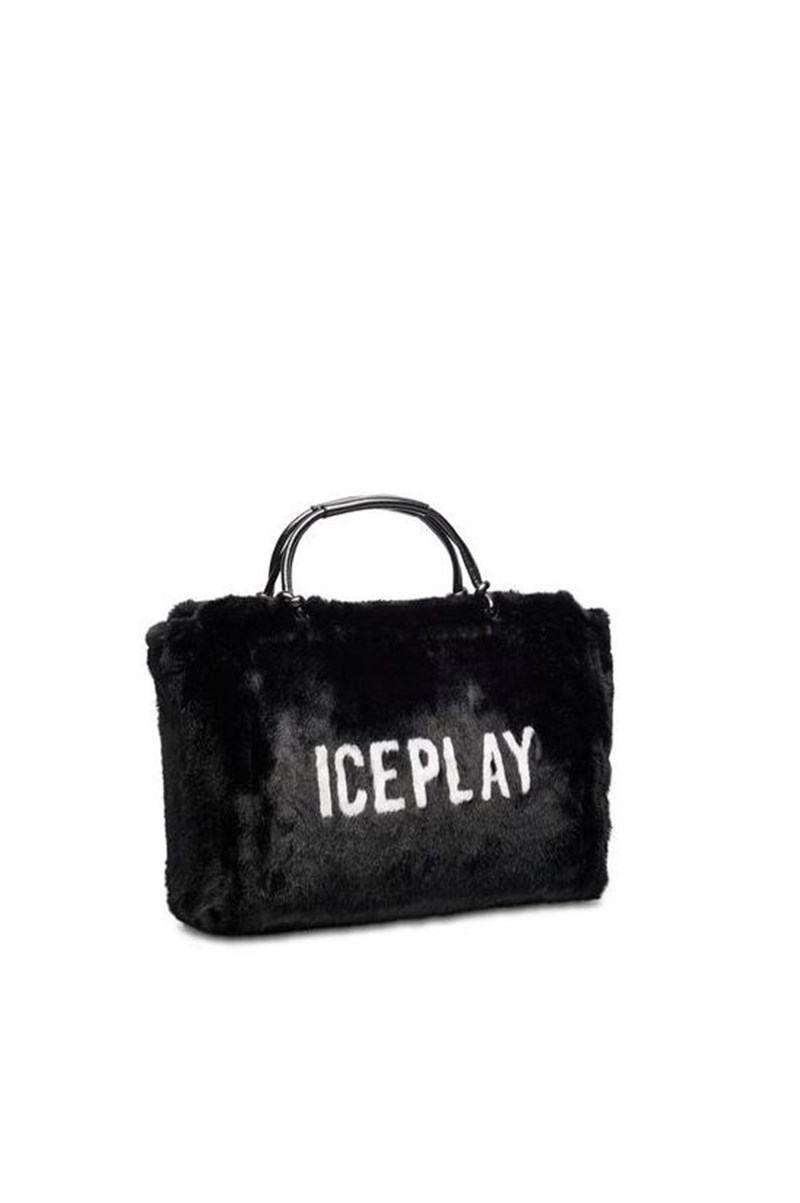 Ice Play: Η νέα χειμερινή συλλογή σού δείχνει πώς να παραμείνεις stylish τις κρύες ημέρες του χειμώνα - εικόνα 6