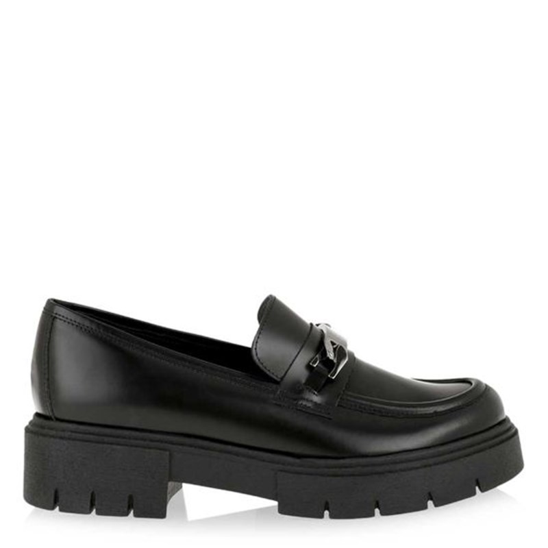 Preppy style: Πώς θα "απογειώσεις" το στιλ που κυριάρχησε στις πασαρέλες - εικόνα 39