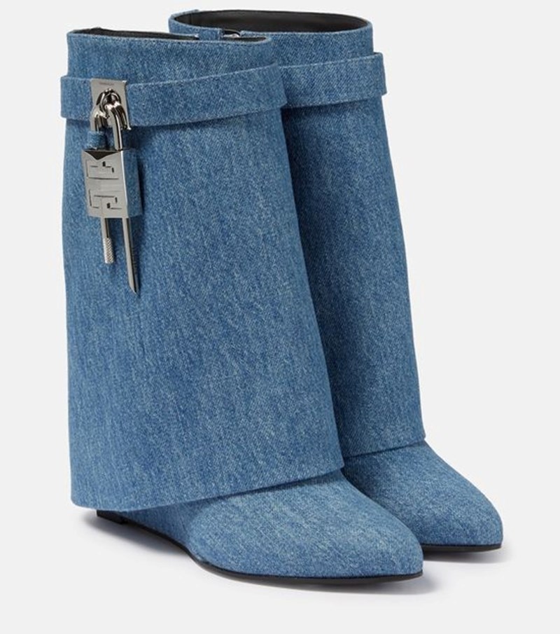 Denim on denim: Κάνε mix & match και απογείωσε το trend με τα denim κομμάτια που σου προτείνουμε - εικόνα 7
