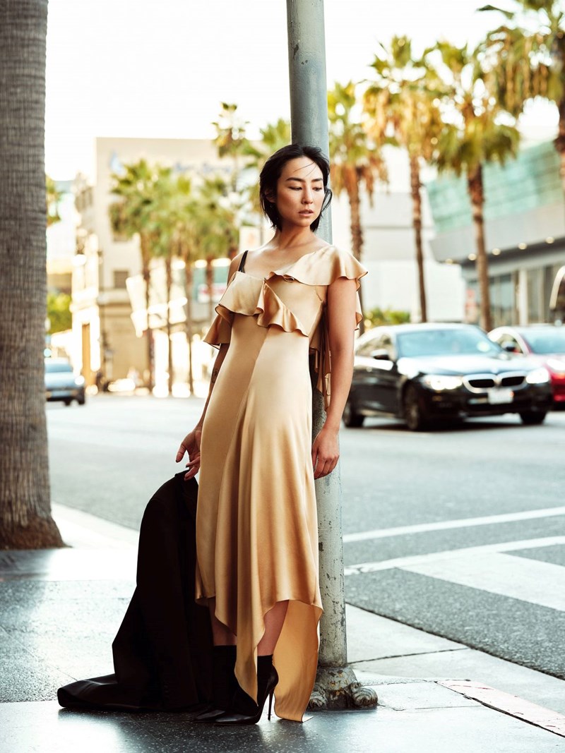 Greta Lee: Λίγο πριν το Όσκαρ η διάσημη ηθοποιός μιλάει στο ELLE - εικόνα 2