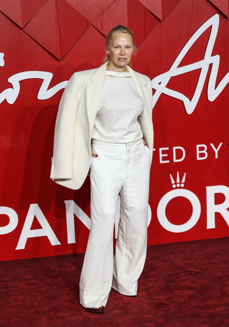 British Fashion Awards 2023: Το λαμπερό red carpet και οι νικητές που τιμήθηκαν στην εκδήλωση - εικόνα 10