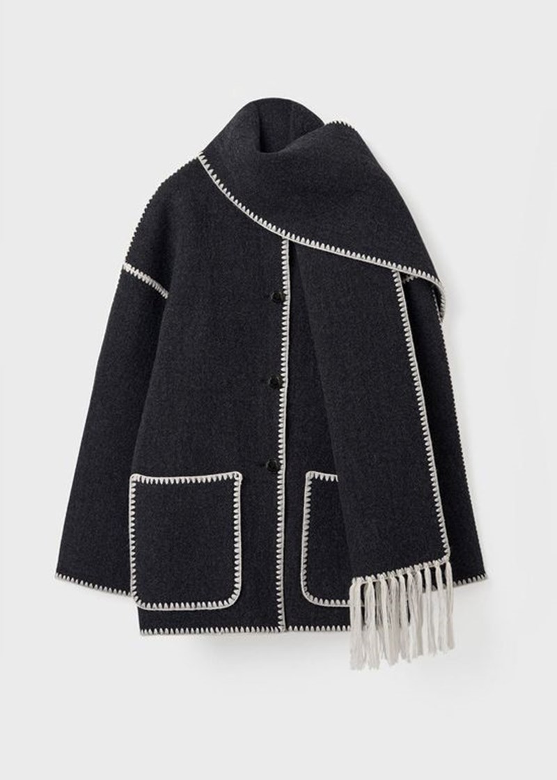 Αυτό είναι το ιδιαίτερο jacket που έχει ξετρελάνει τους fashion insiders. Εσύ θα το φορούσες; - εικόνα 1