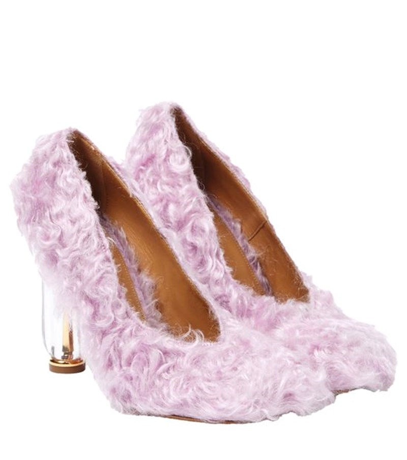 Fur forever: Αυτό τον χειμώνα βρίσκουμε τη faux γούνα στα πιο αναπάντεχα fashion items - εικόνα 9