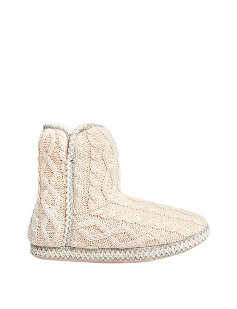 Comfort zone: Τα cozy outfits που θα φορέσουμε τις ημέρες της άδειάς μας - εικόνα 13