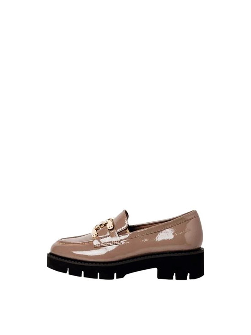 Συνδυάσαμε 6 ζευγάρια loafers με τις πιο hot τσάντες της σεζόν - εικόνα 3