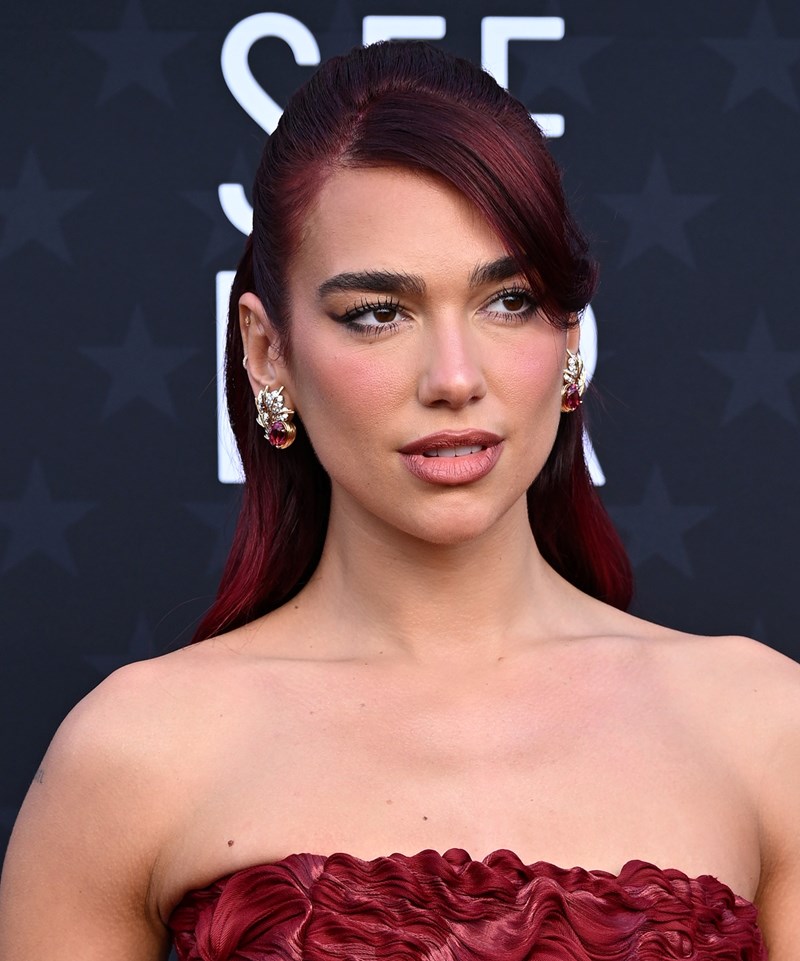 Critics Choice Awards 2024: Αυτά τα beauty looks αξίζουν σίγουρα την προσοχή σου - εικόνα 4