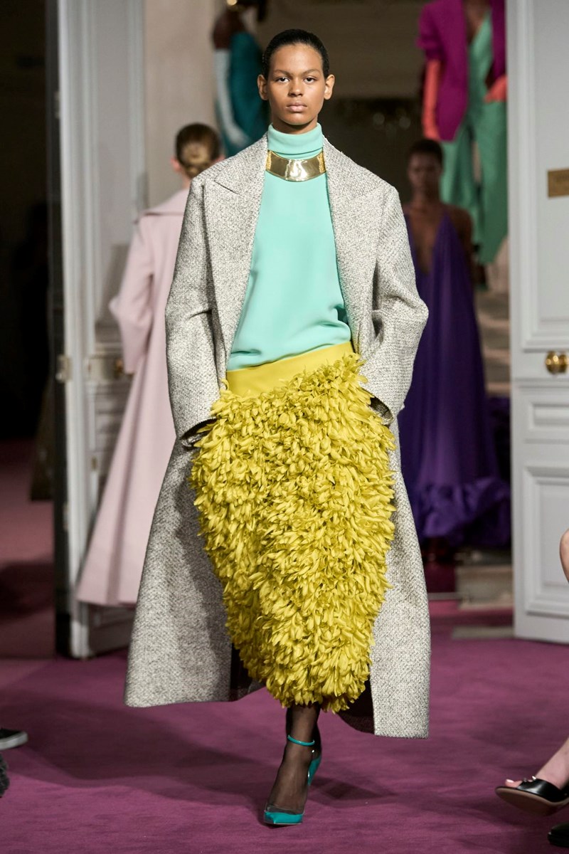 Valentino Haute Couture SS24: Η σύγχρονη εκδοχή της αβίαστης υψηλής ραπτικής - εικόνα 9