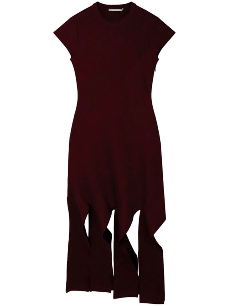 Cherry red: Το βαθύ κόκκινο που θα φοράμε από τώρα μέχρι τη άνοιξη - εικόνα 8