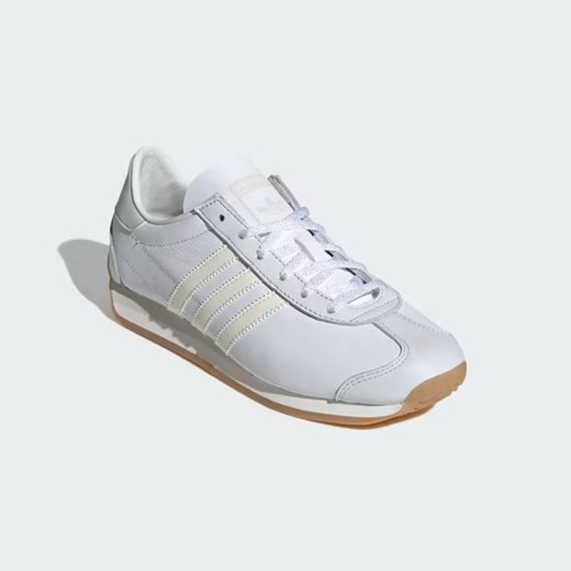 Τα value-for-money sneakers που έχεις σίγουρα στη ντουλάπα σου βρέθηκαν στη λίστα με τα πιο hot items του 2023 - εικόνα 1