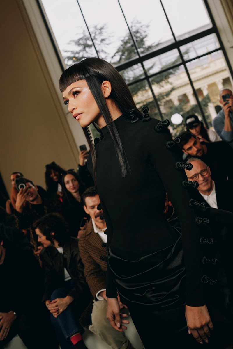 To micro hair trend που επιστρέφει το 2024 και λατρεύουν όλες οι fashionistas τώρα - εικόνα 1