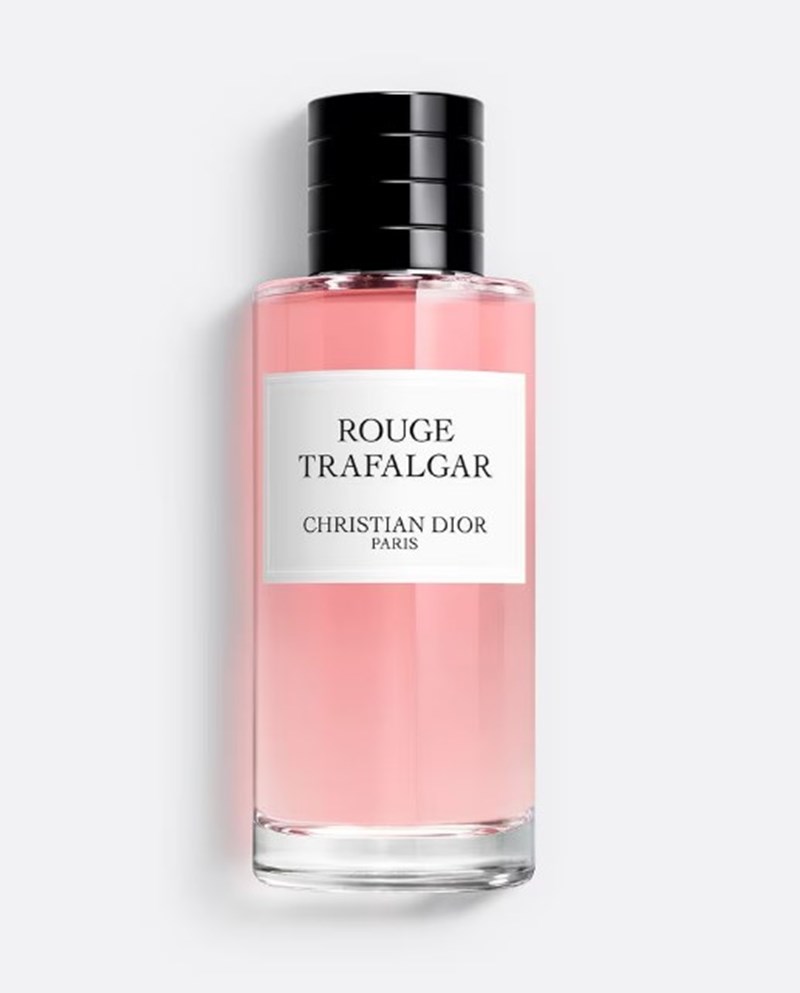 Cherry Perfumes: 5 αρώματα που μυρίζουν λαχταριστό κεράσι - εικόνα 3