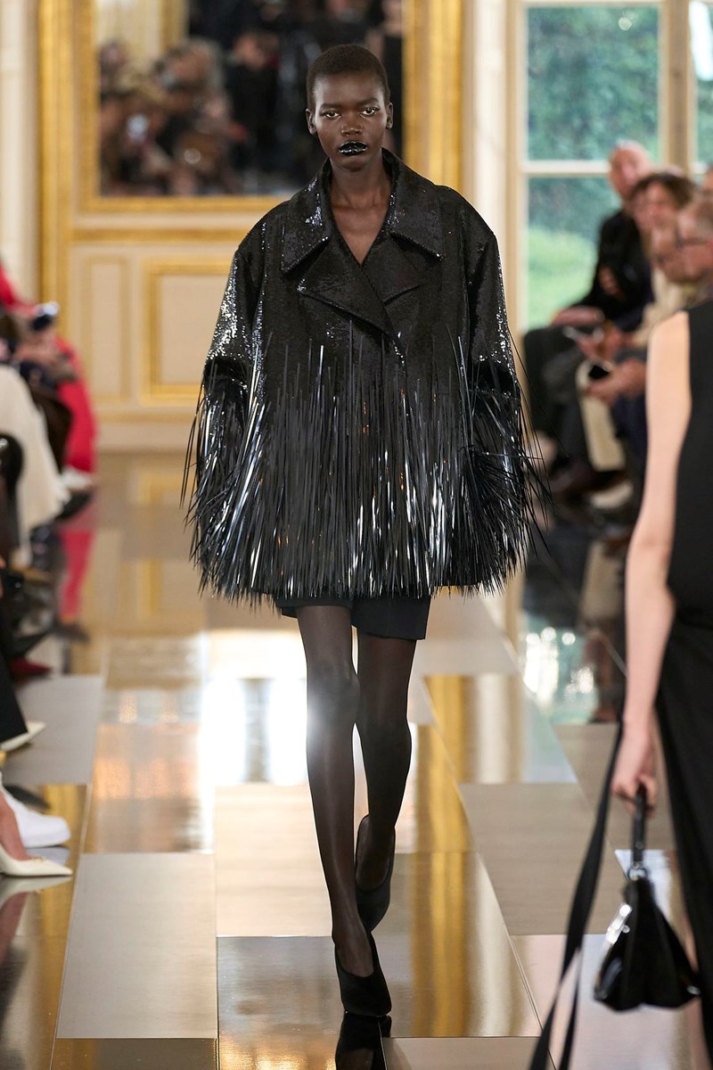 Valentino FW24: In black we trust! - εικόνα 15