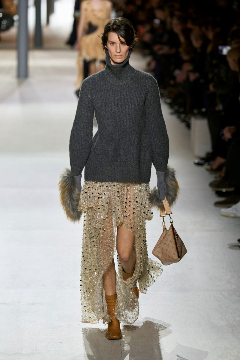 Louis Vuitton FW24: Ώρα μηδέν για τον Nicolas Ghesquière - εικόνα 39
