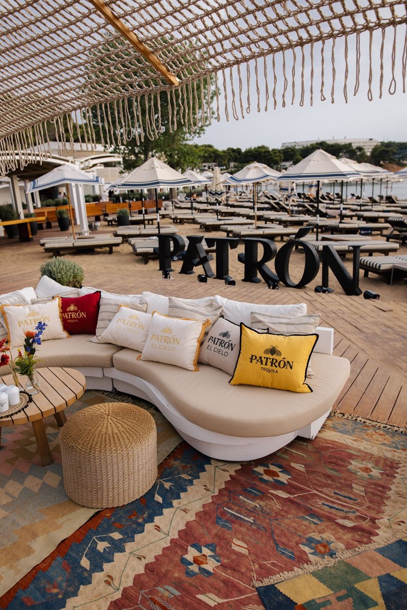 Τα ευφάνταστα Patrón cocktails στην Astir Beach θα συντροφεύσουν τα καλοκαιρινά βράδια μας στην πόλη - εικόνα 2