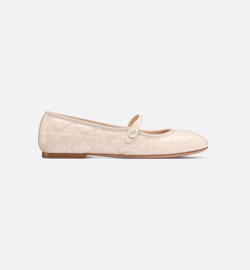 Attention shoe lovers: 8 μπαλαρίνες για να υποδεχθείς το φθινόπωρο με ασυναγώνιστο στιλ - εικόνα 6