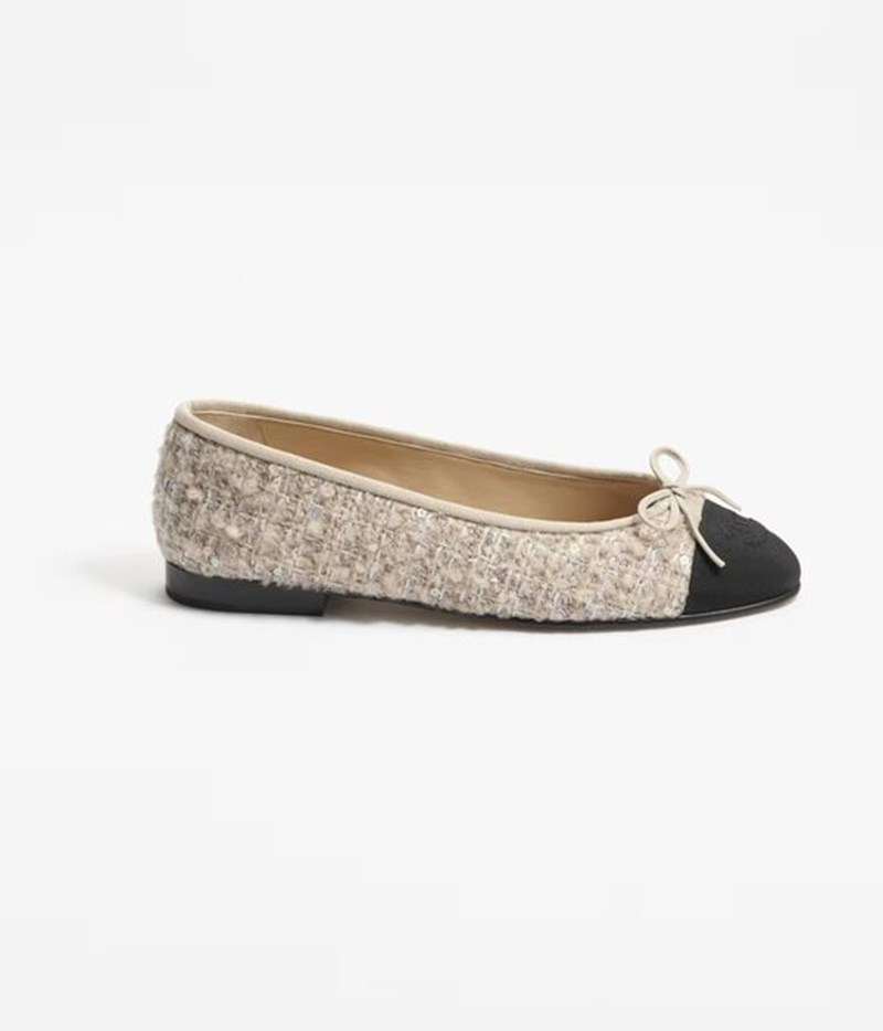 Attention shoe lovers: 8 μπαλαρίνες για να υποδεχθείς το φθινόπωρο με ασυναγώνιστο στιλ - εικόνα 1