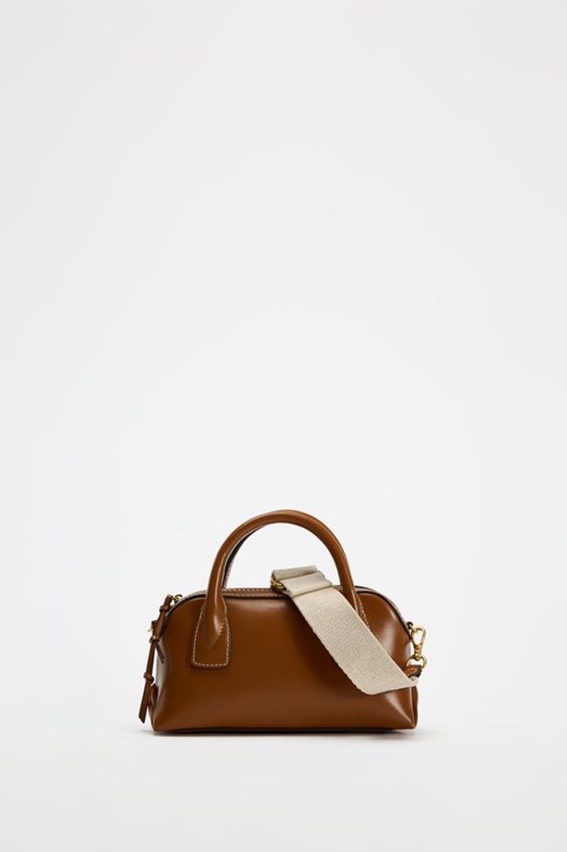 Luxury vibes: 6 τσάντες από ZARA που μοιάζουν "ακριβές" - εικόνα 6