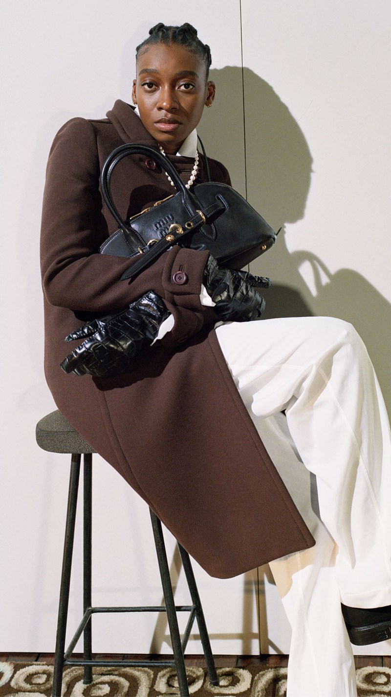 MIU MIU Fall/Winter 2024: Η viral συλλογή του hot brand είναι διαθέσιμη στα καταστήματα Luisa World - εικόνα 6