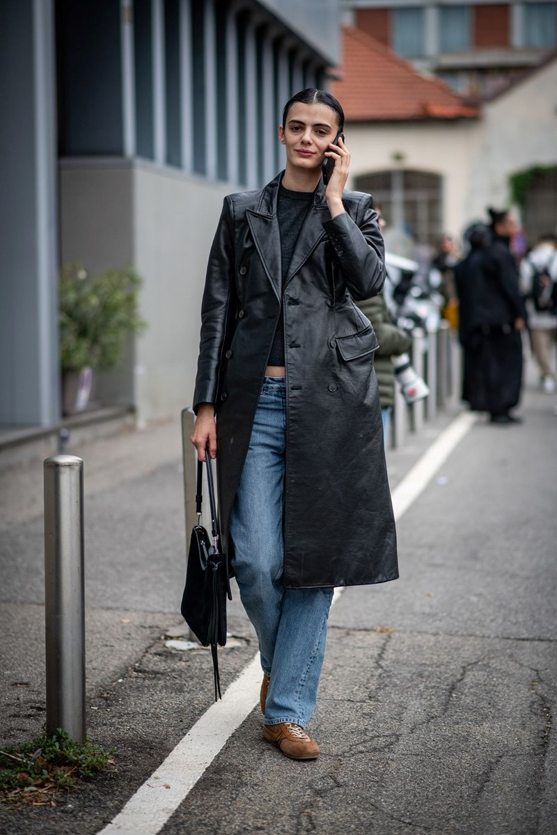 Τα πανωφόρια που φόρεσαν οι fashion savvy στο Μιλάνο - εικόνα 10