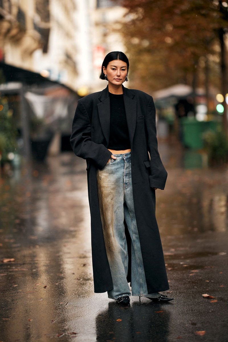 PFW SS25: Τα street style looks που ξεχώρισαν στην Εβδομάδα Μόδας στο Παρίσι - εικόνα 1