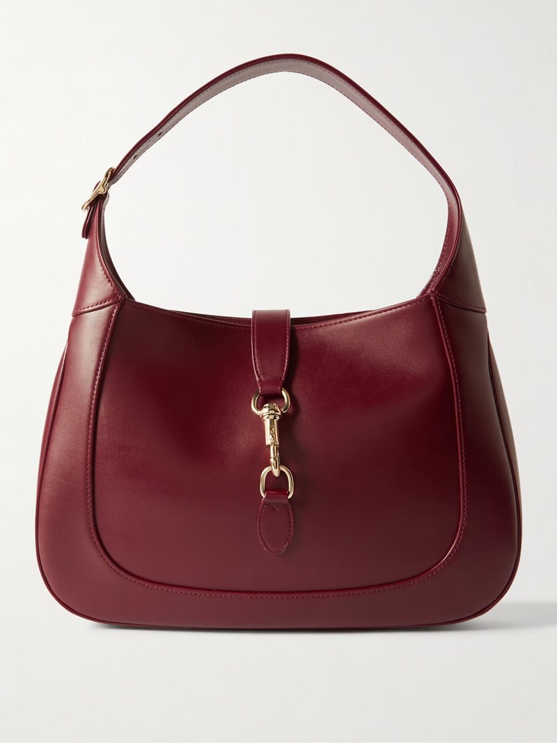 Burgundy Frenzy: Με αυτά τα 10 μπορντό κομμάτια θα γίνεις η fashionista του φθινοπώρου - εικόνα 3