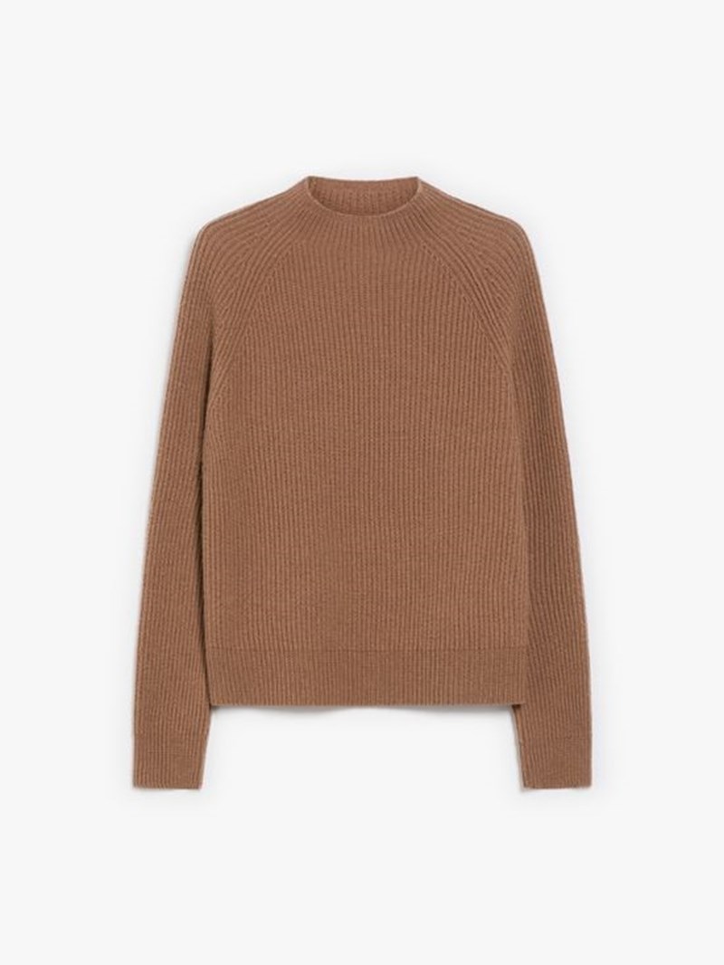 Sweater weather: 9 πουλόβερ που θα φοράς non-stop τις κρύες ημέρες του φθινοπώρου - εικόνα 8