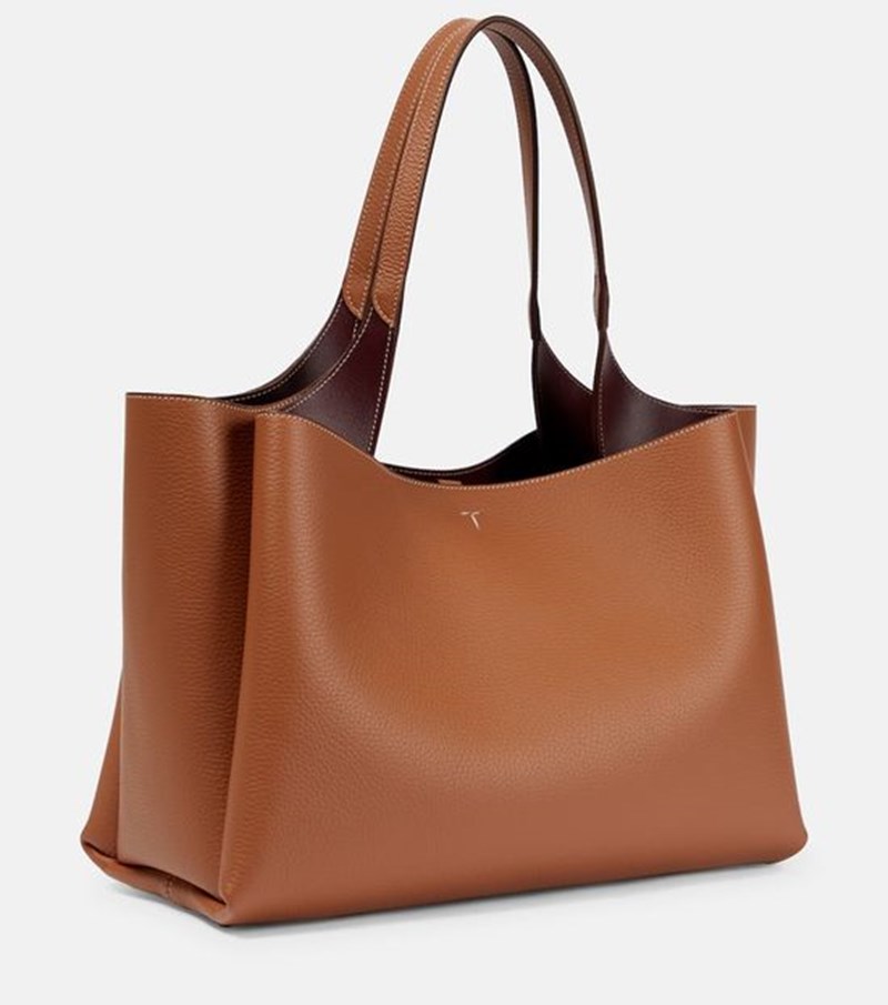 Με αυτές τις chic tote τσάντες θα έχεις όρεξη να πηγαίνεις καθημερινά στο γραφείο - εικόνα 1