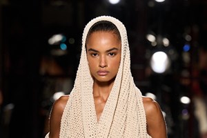 Anok Yai: Όσα πρέπει να γνωρίζεις για το μοντέλο της χρονιάς - εικόνα 1