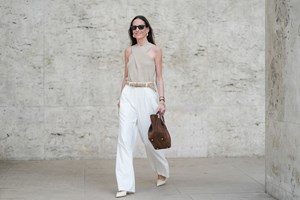 Το πουκάμισο που θα φοράς non-stop το φθινόπωρο κοστίζει κάτω από 20 ευρώ - εικόνα 2