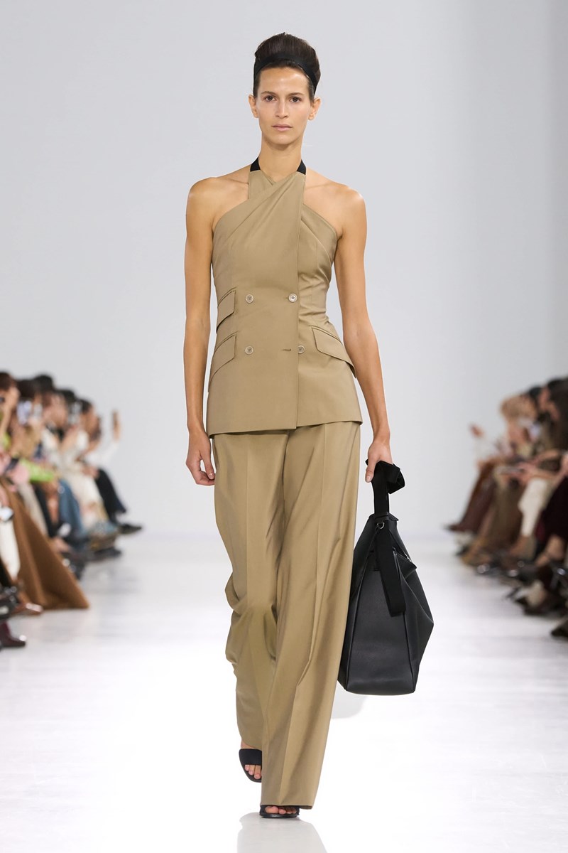 Max Mara 39