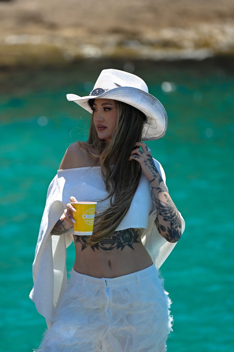 elle