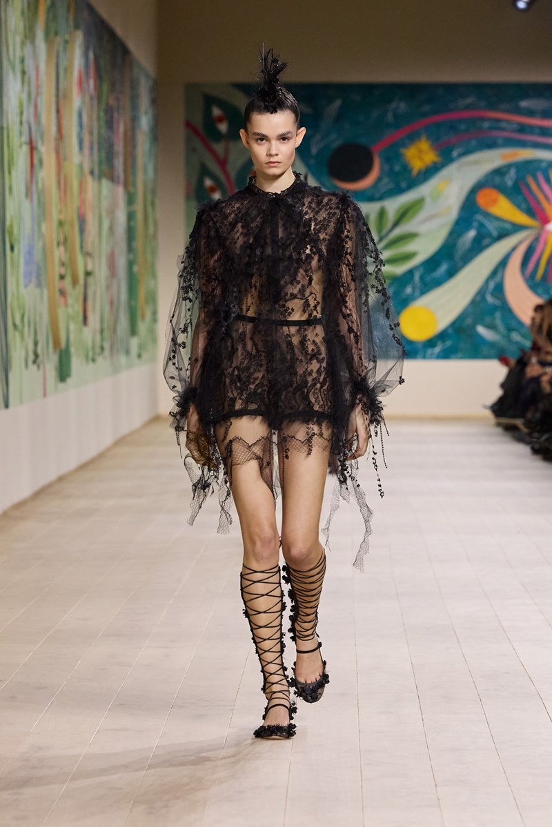 DIOR