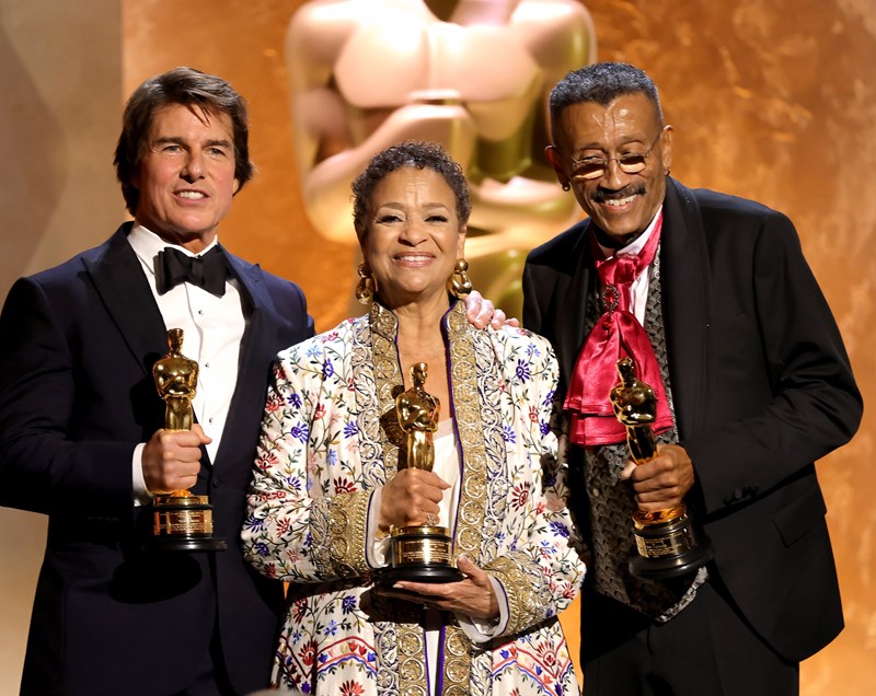 Honorees Tom Cruise, Debbie Allen, and Wynn Thomas pose onstage during the 16th Governors Awards.